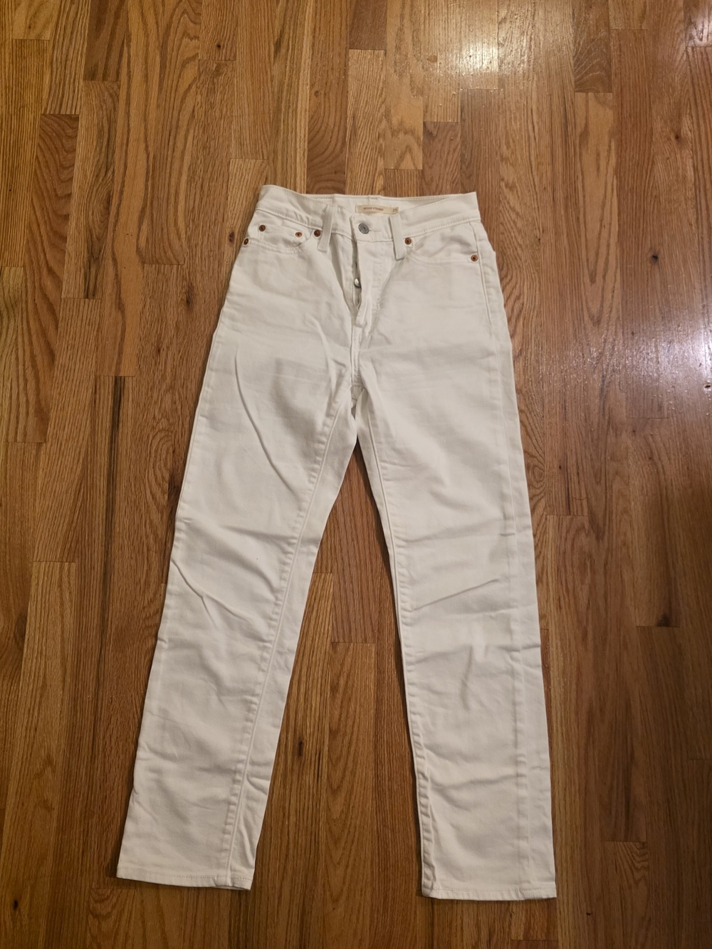 White High-Rise Women’s Jeans